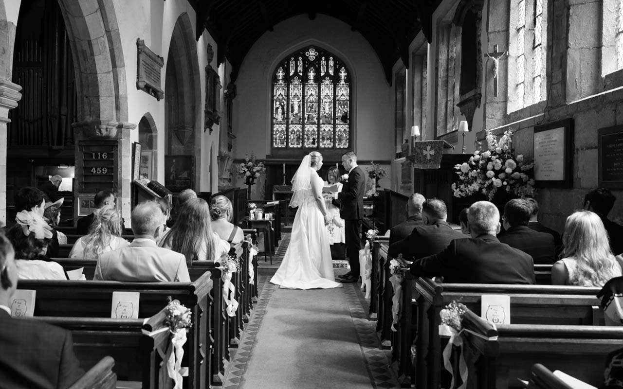 wedding photographer ye olde bell hotel retford south yorkshire